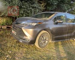 تۆیۆتا سیانا